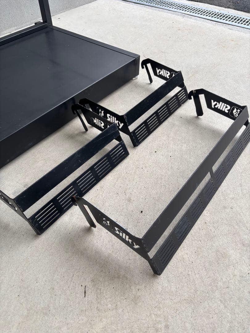 非売品Silky メッシュ ブラックスチールラック シルキースタンドディスプレイ