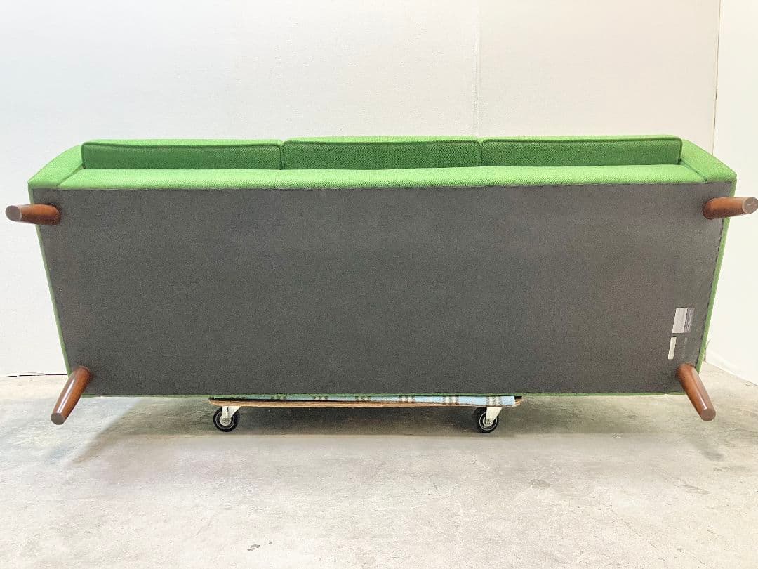 【カリモク60】ロビーチェア 3シーター グリーン