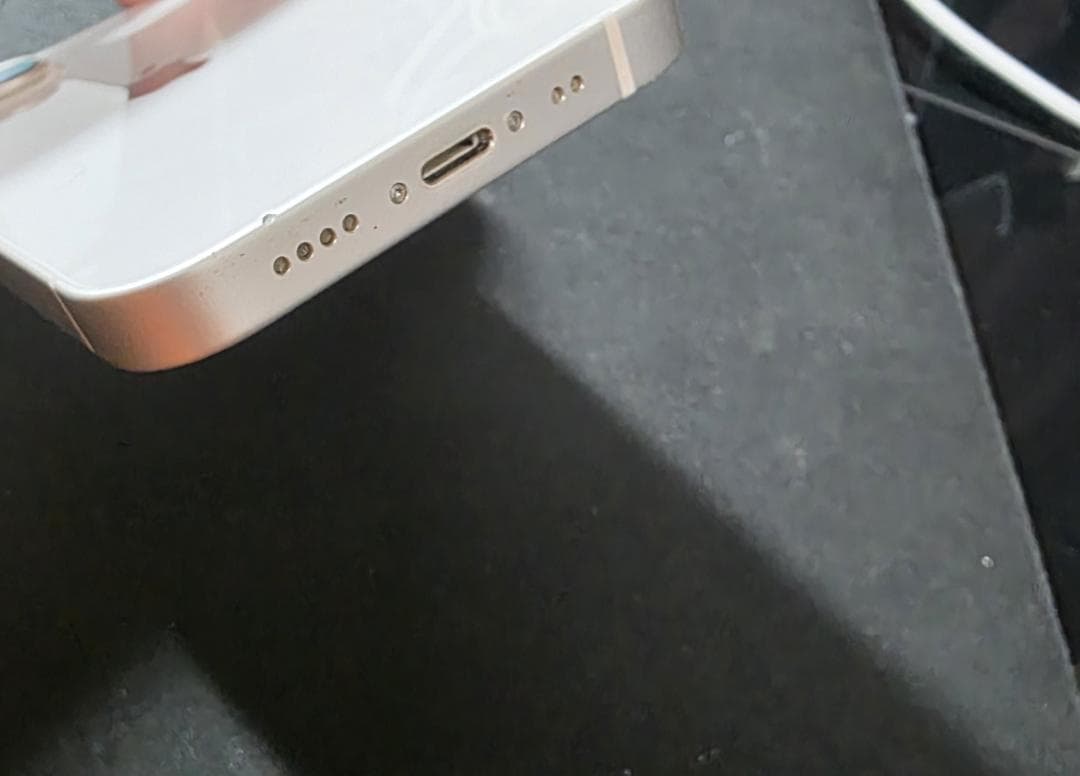 iPhone13 mini 128GB SIMフリー　ホワイト