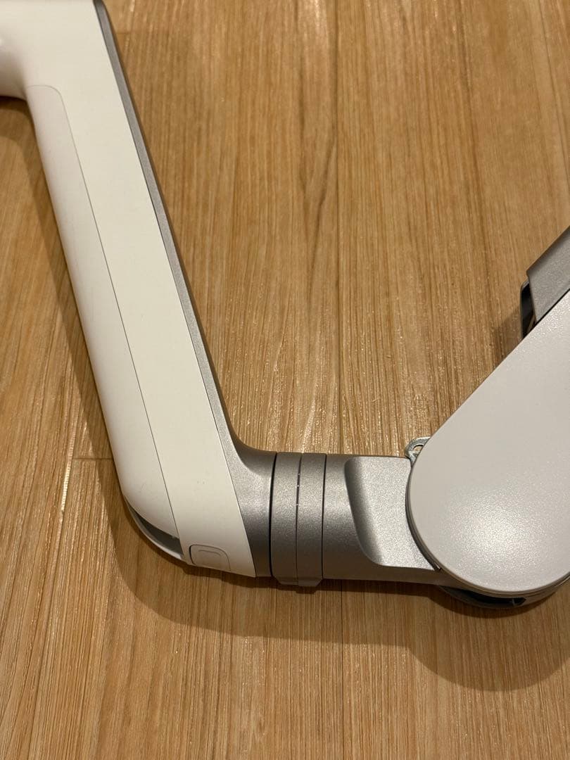 Fellowes モニターアーム ホワイト （在庫9台あり 価格は1台）