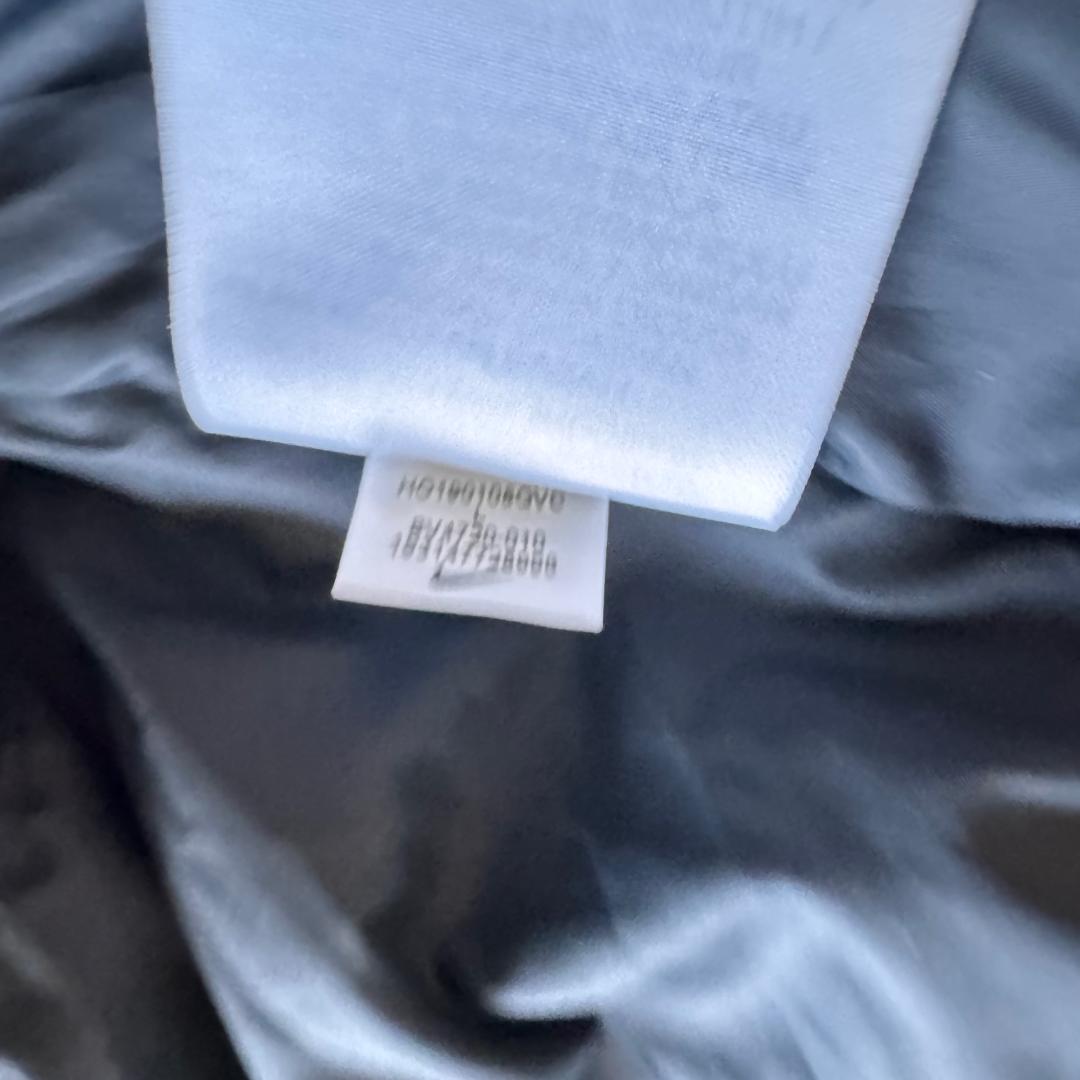 NIKE フード付き ブラック ダウンジャケット L