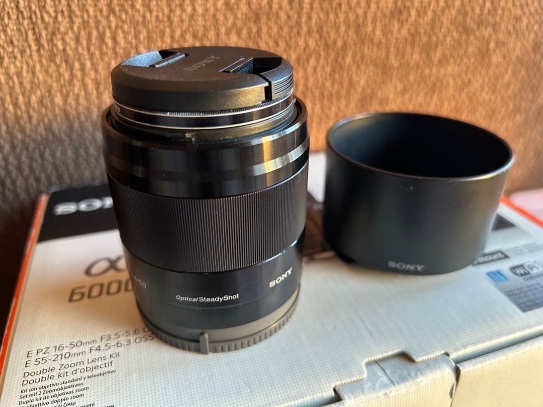 SONY α6000 パワーズームレンズ・単焦点レンズ・ SDカード付き