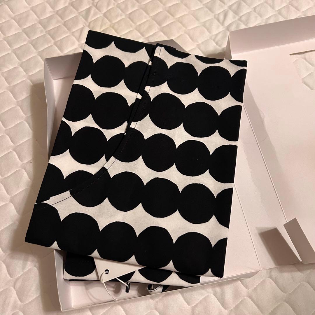 新品　マリメッコ　ミトン　エプロンセット　Rasymatto ラシィマット