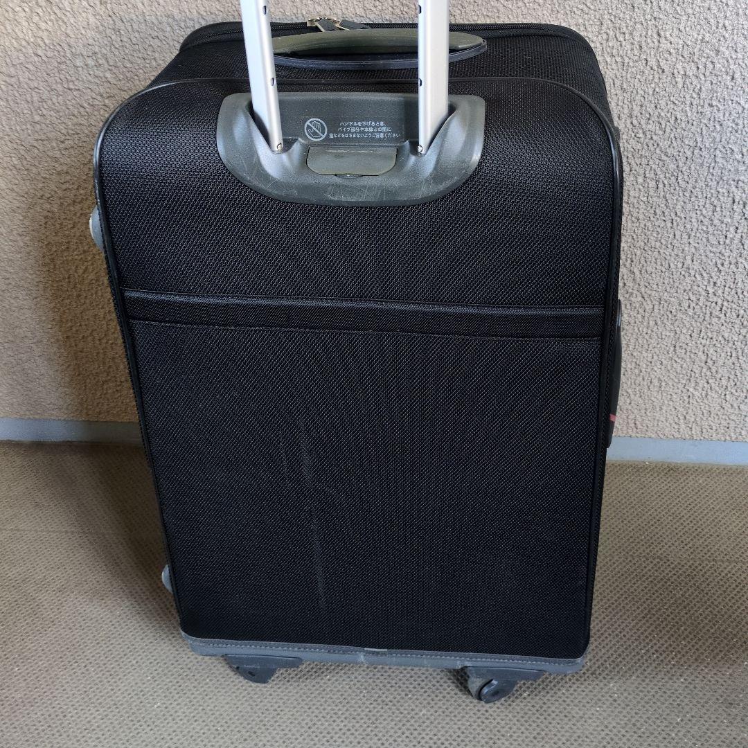 黒いキャリーケース　エース　プロテカ