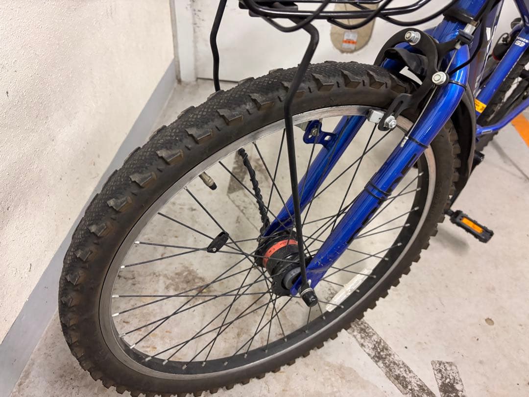 【割引中】【一部エリア手渡送料込】自転車　青 前バスケット付