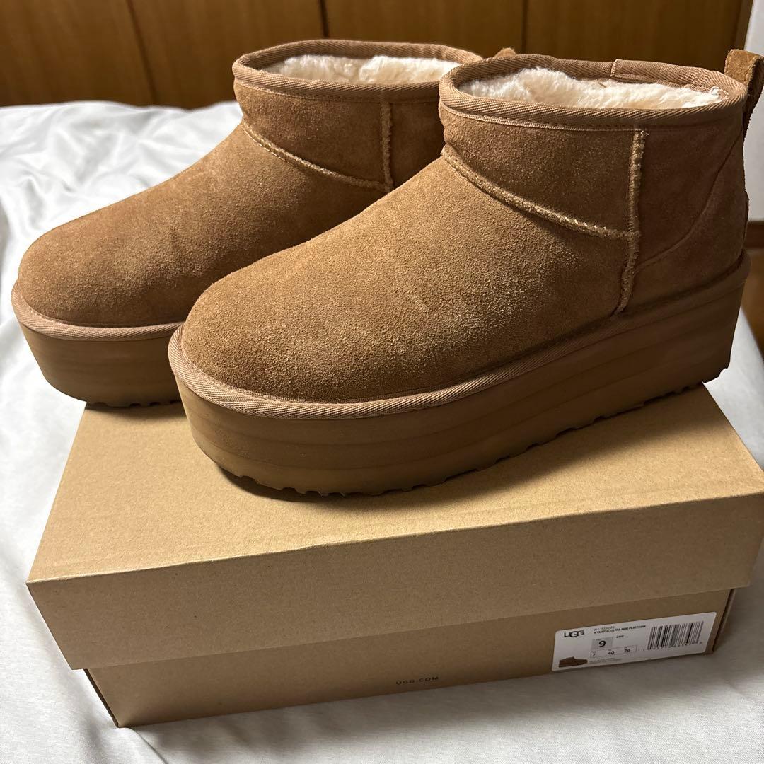 靴 UGG W CLASSIC ULTRA MINI PLATFORM 9