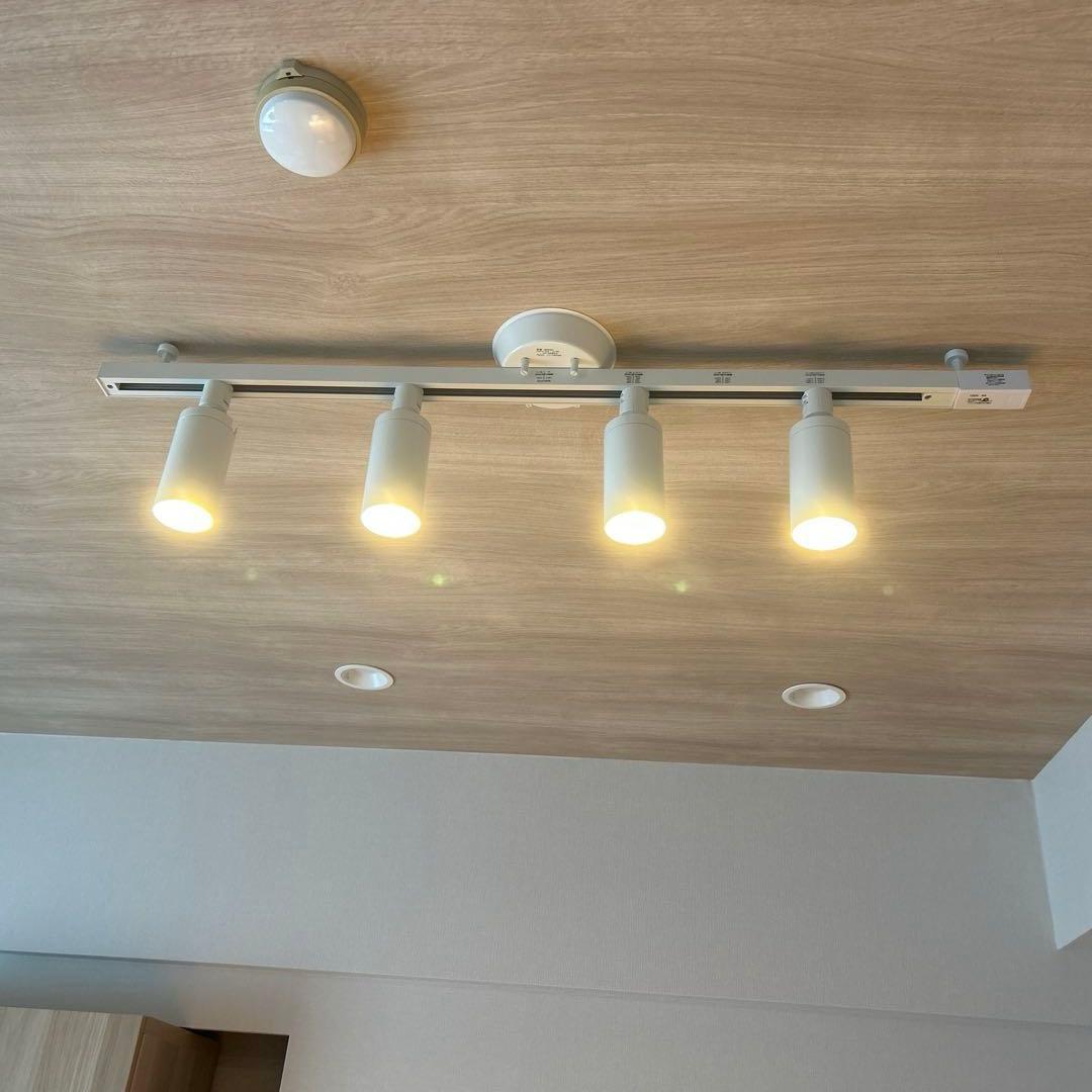 2024年製コイズミシーリングライト✖️8灯 オーデリックダクトレール✖️2本