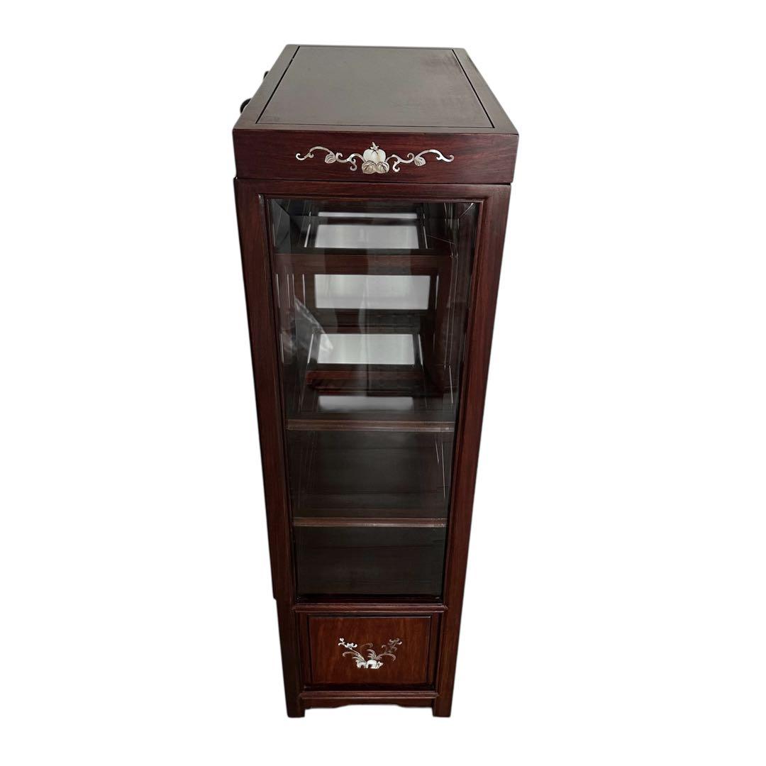 螺鈿細工 花柄 飾り棚 違い棚 キャビネット ガラス棚　天然木 象嵌 中国家具