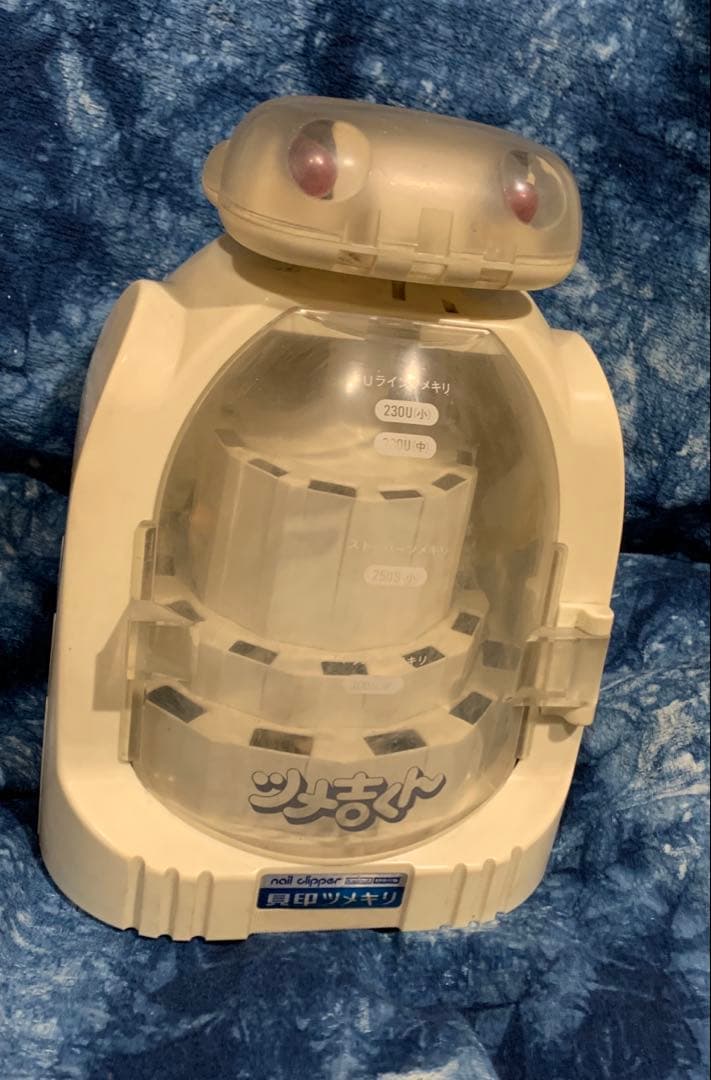 激レア‼️ 昭和レトロ　貝印ツメキリ　什器　ツメ吉くんロボット　回転式　爪切り付き
