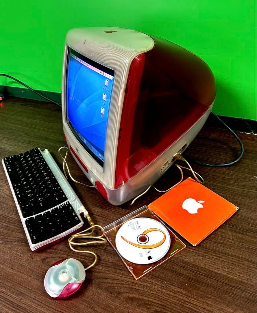 Macデスクトップ The iMac G3, originally released