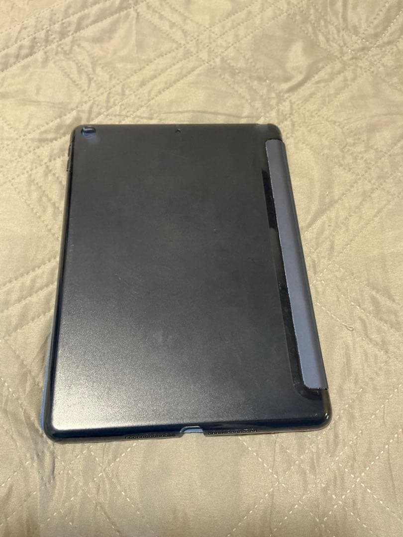 Apple iPad 無印　第5世代