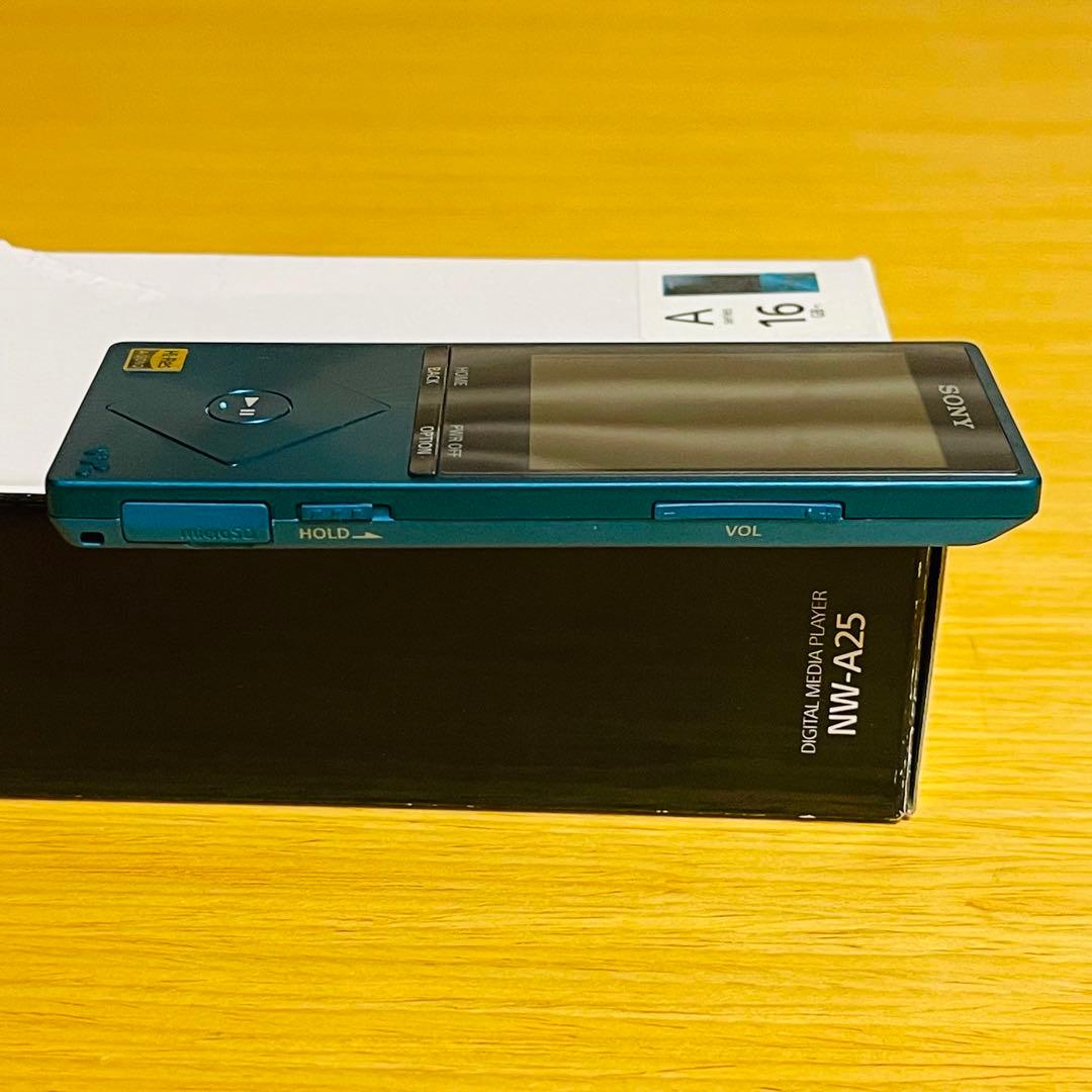 【美品】SONY NW-A25 16GB シリコンカバー・ノイキャンイヤホン付き