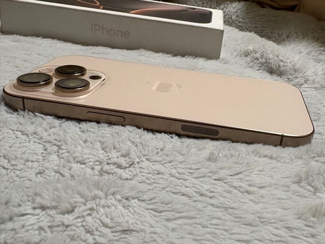 iPhone 16 Pro 128GBデザートチタニウム