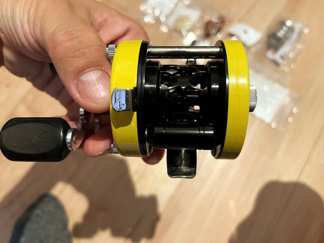 五十鈴工業　BC521X CHIMERA