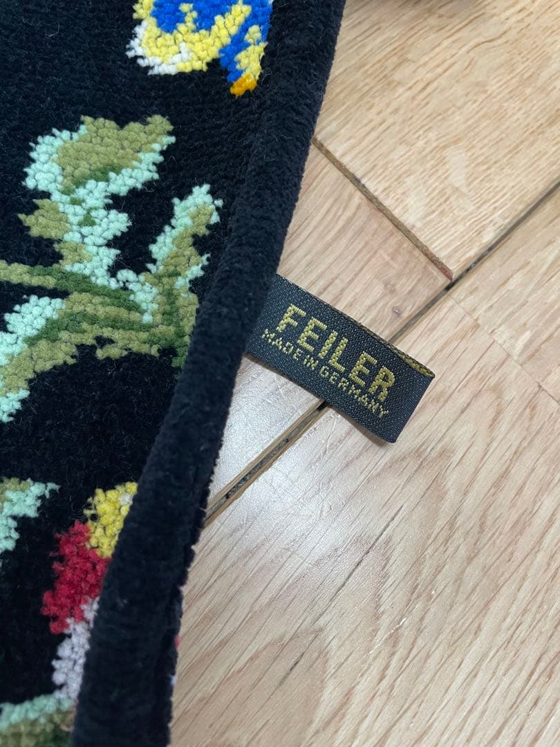 FEILER 花柄エプロン 新品タグ付き