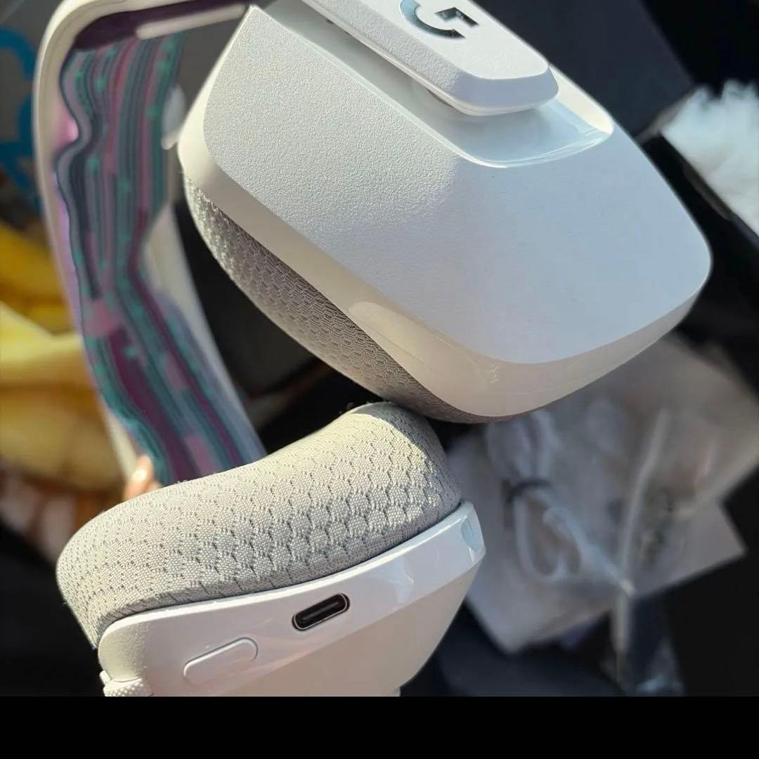 Logitech G733 ワイヤレスゲーミングヘッドセット