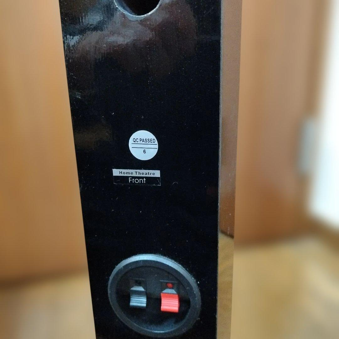 ブラックタワースピーカー