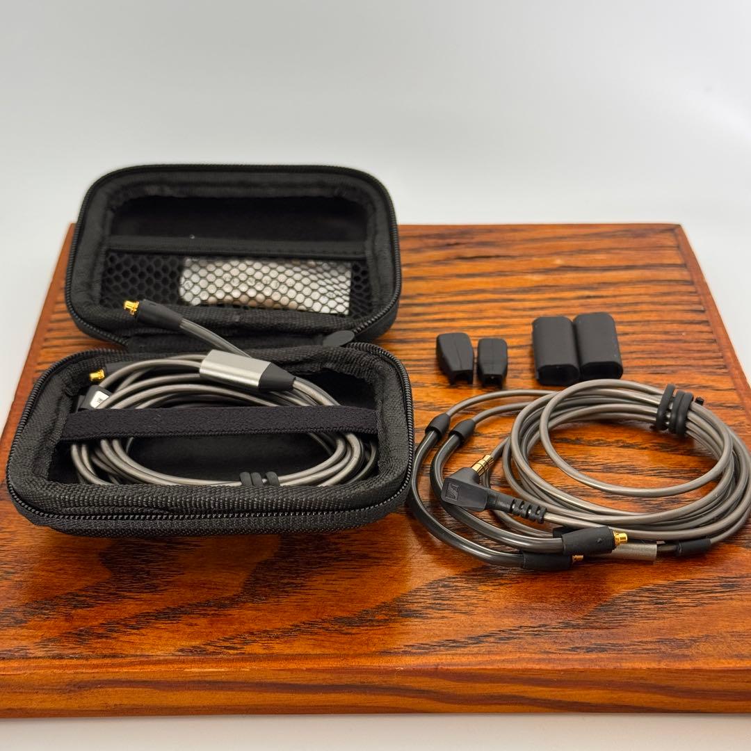 【ゼンハイザー IE 600】高音質イヤフォン（美品・中古）