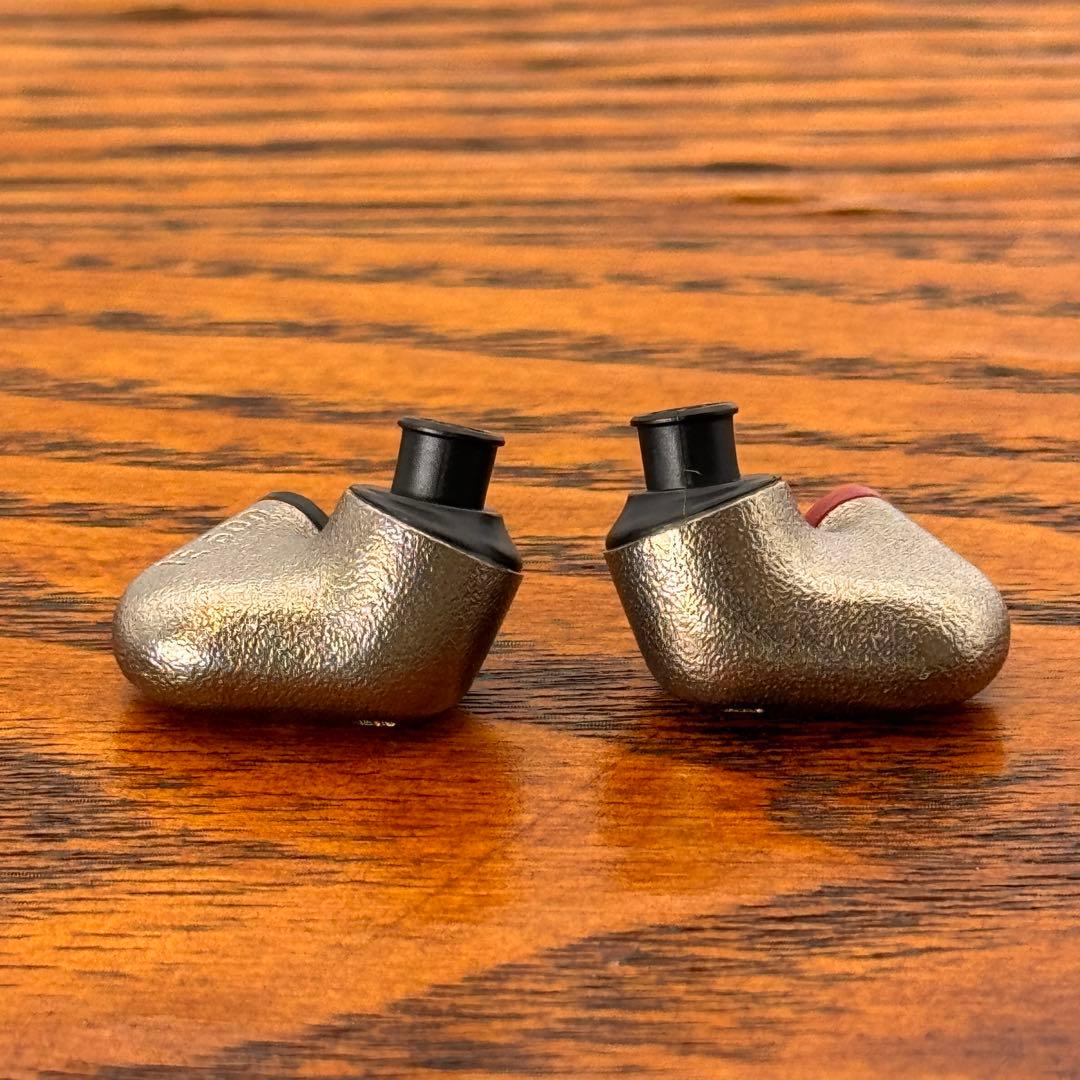 【ゼンハイザー IE 600】高音質イヤフォン（美品・中古）