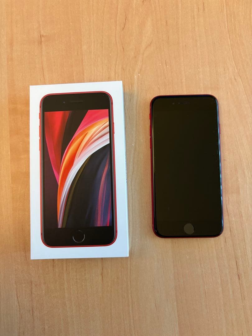 【美品】iPhone SE 第3世代 128GB レッド ケーブル、アダプター付