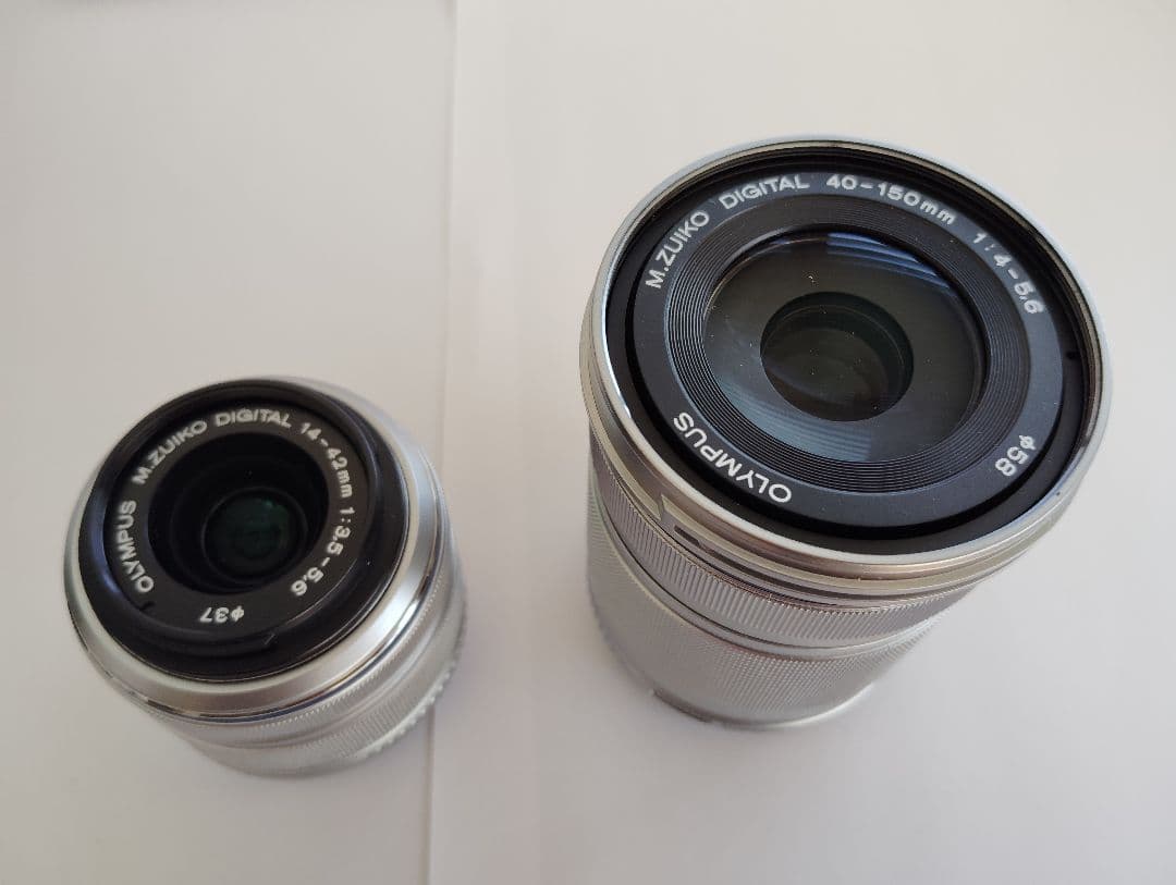 OLYMPUS E-PM1 ミラーレス一眼ダブルズームレンズ