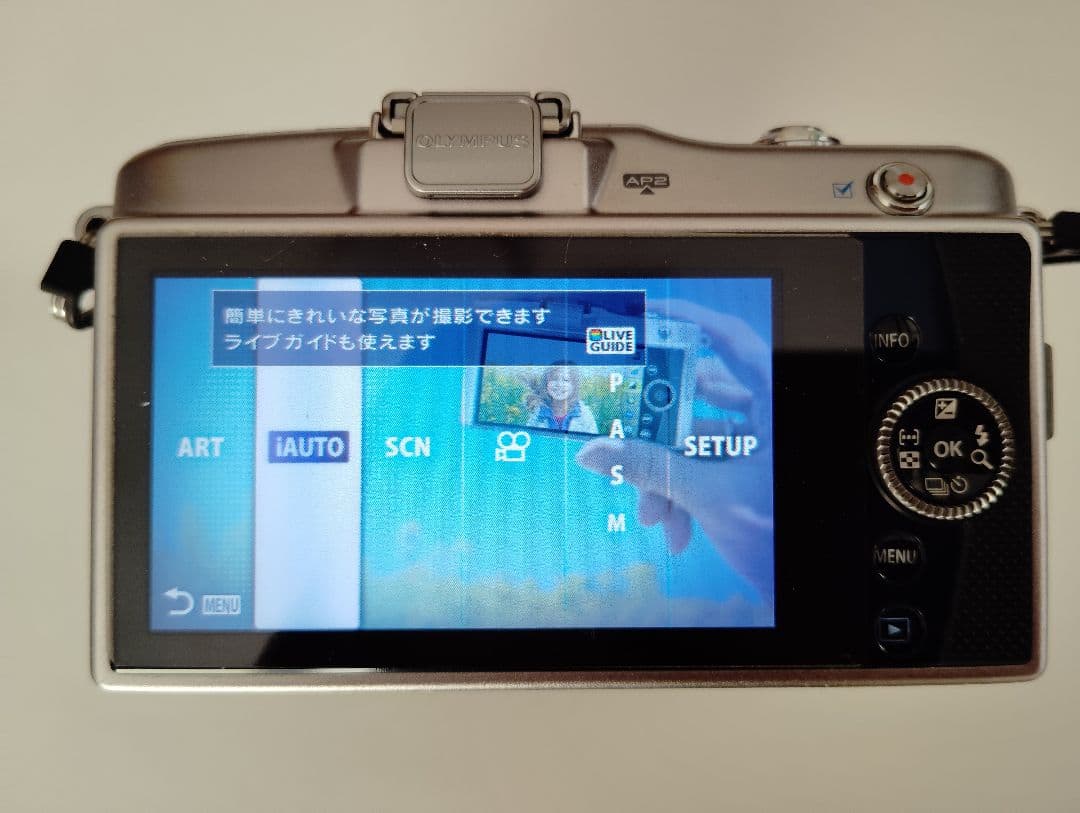 OLYMPUS E-PM1 ミラーレス一眼ダブルズームレンズ