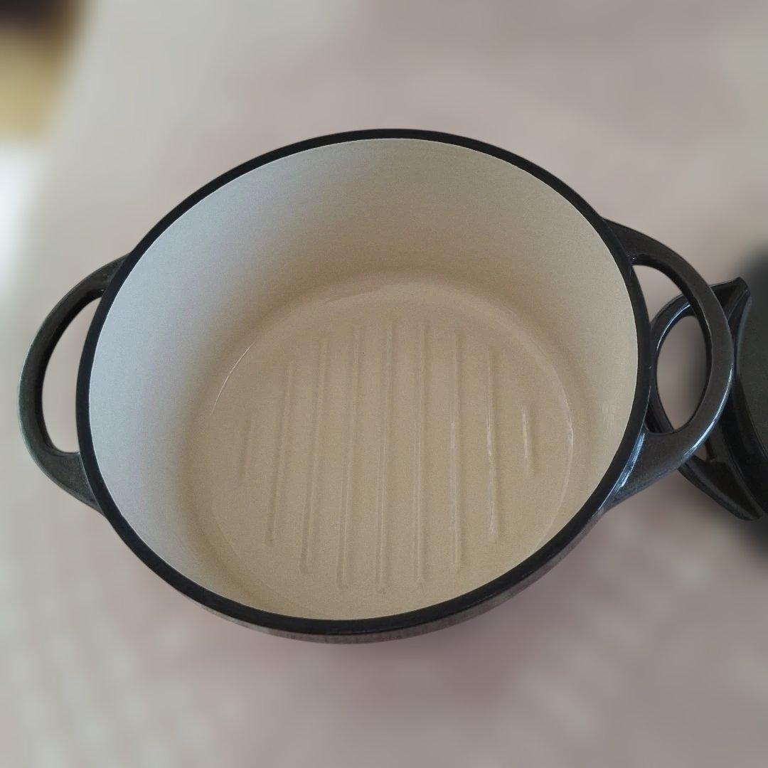 バーミキュラ　両手鍋　新品