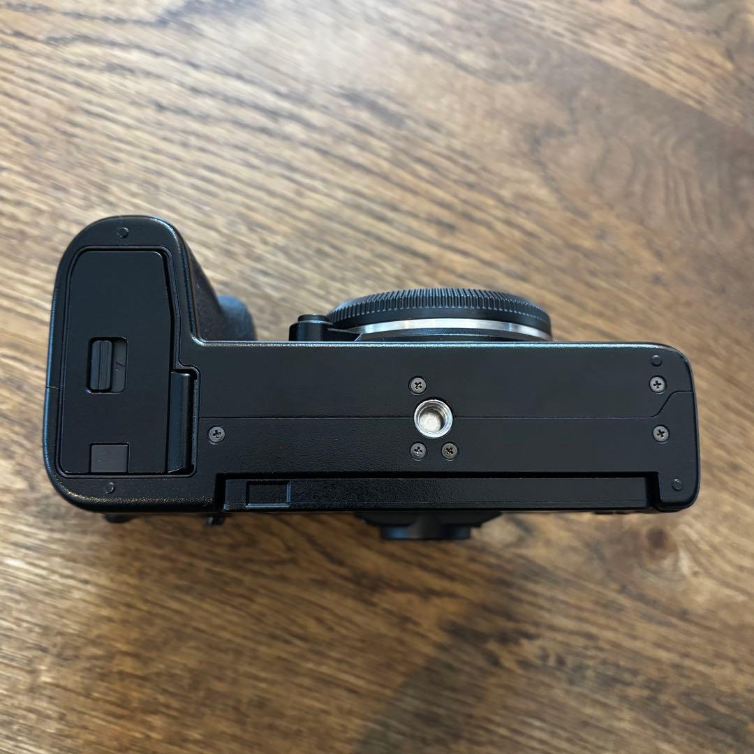 美品★FUJIFILM X-S10 ボディ シャッター数僅か