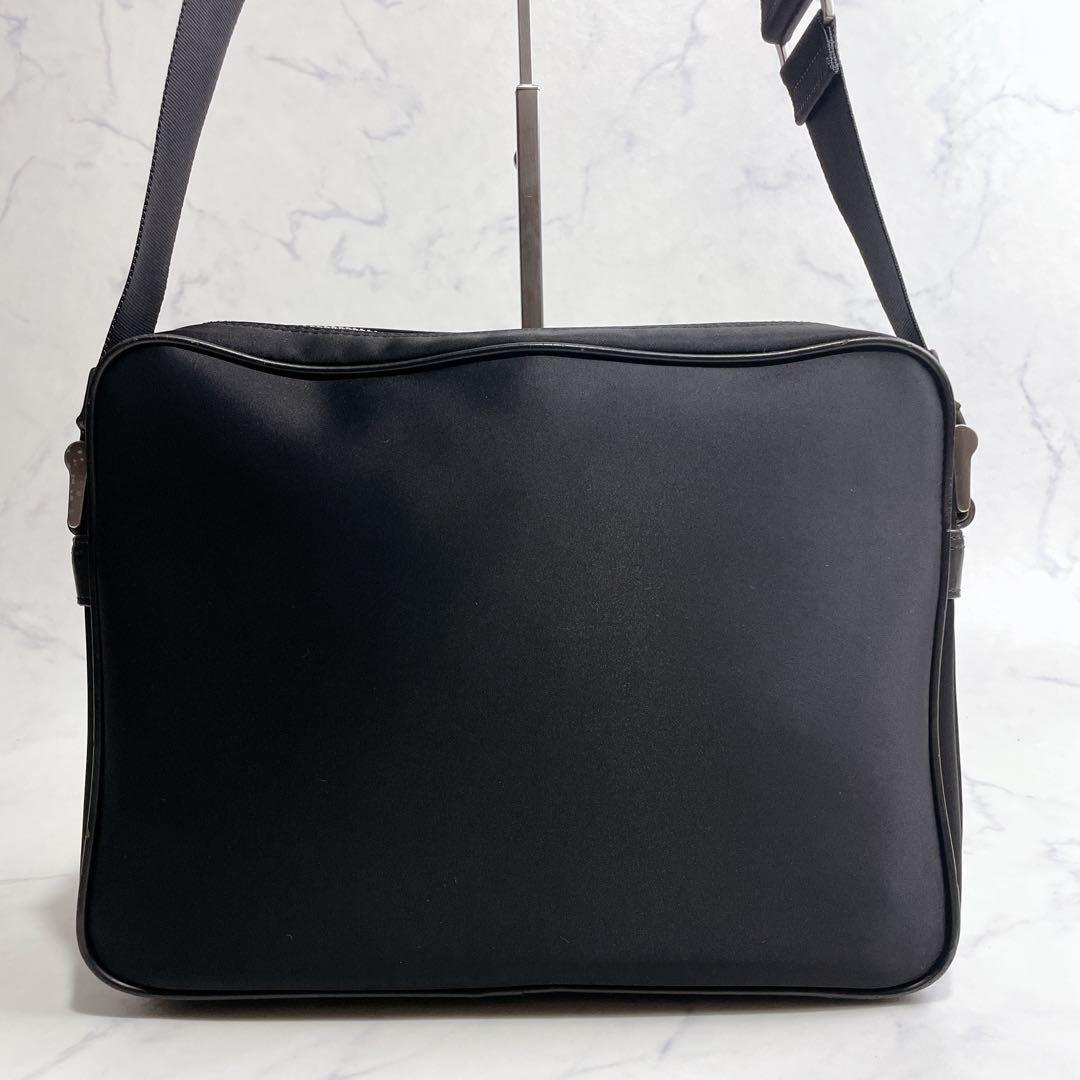 美品✨BURBERRY ショルダーバッグ 二層 ナイロン レザー ノバチェック