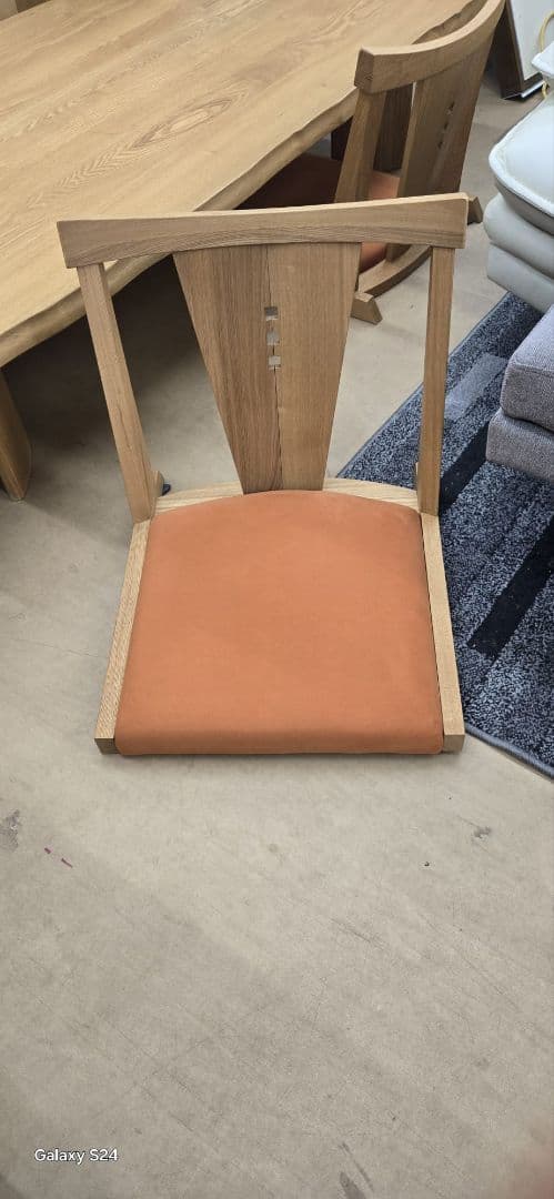 木製座卓・ちゃぶ台 6人掛け 自然なエッジ