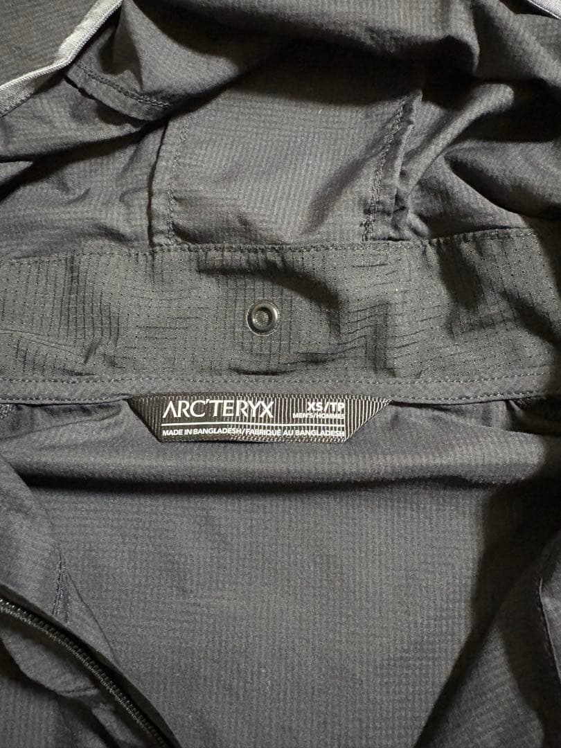 【美品】アークテリクス インセンドフーディ XS ブラック