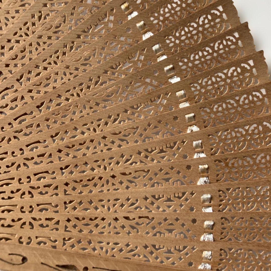 白檀扇　白檀扇子　透かし彫り　桐箱入り　ヴィンテージ　レア　昭和