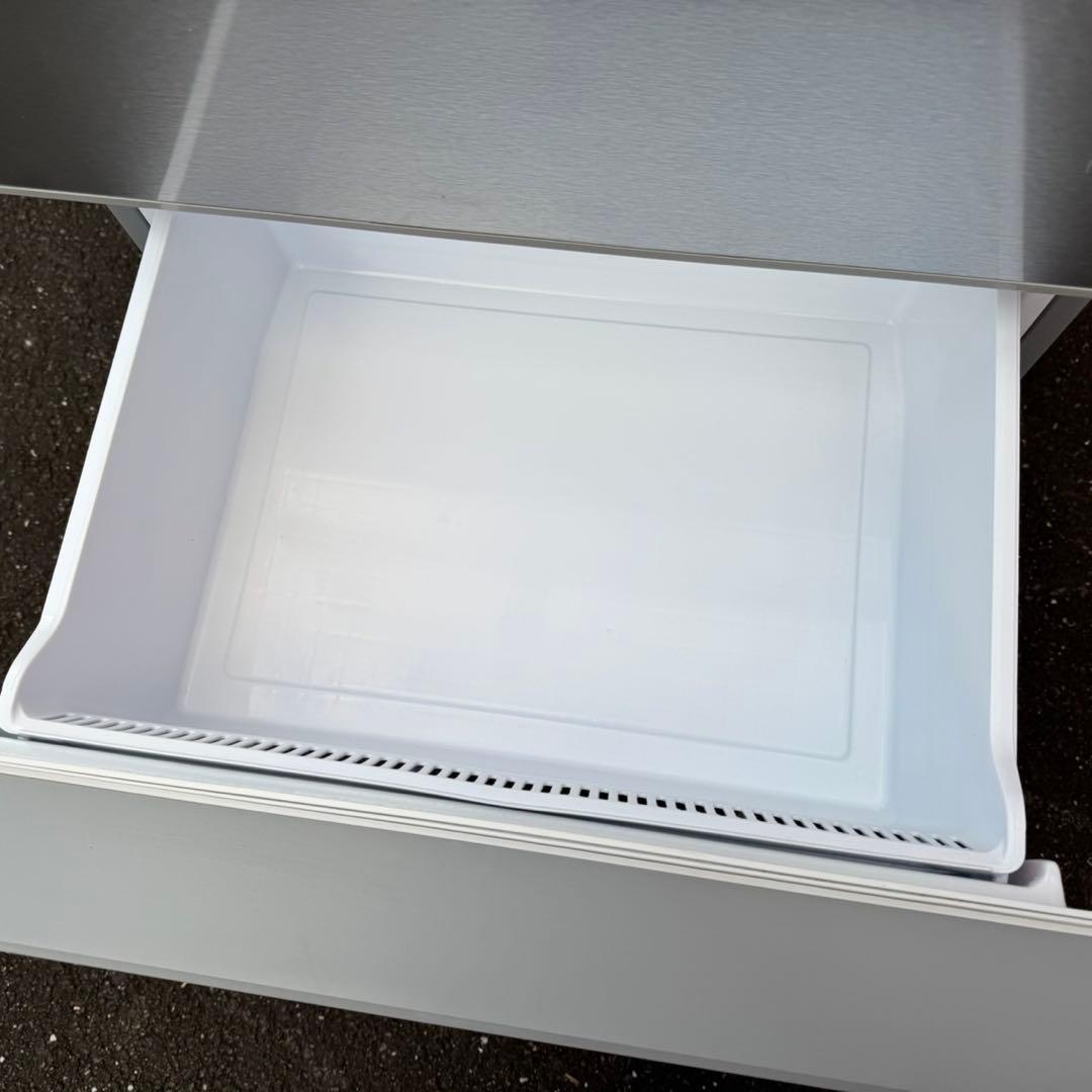 82⭐️2021年製★アクア　冷蔵庫　シルバー　大型　4ドア　355L