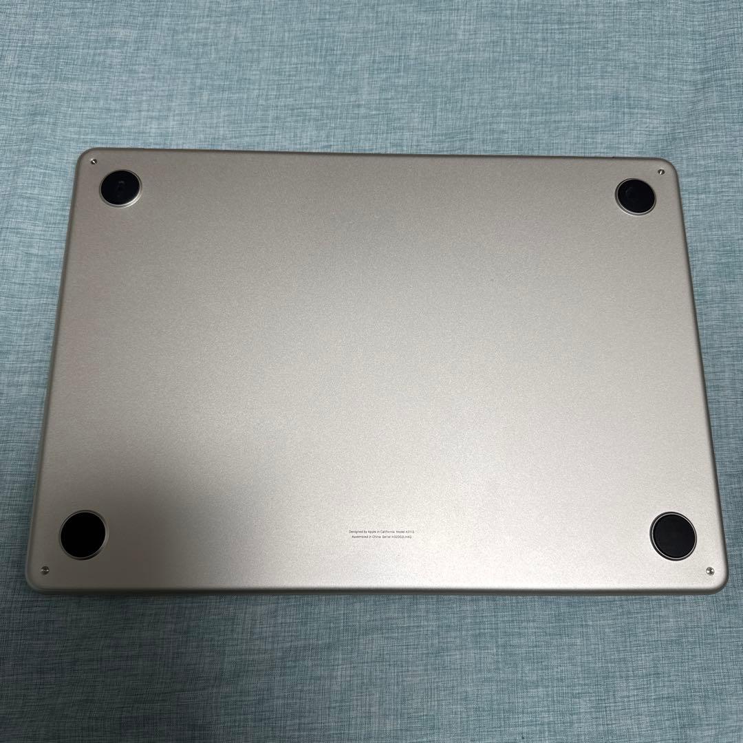 【極美品】MacBookAir M3 13.6吋 16G 512G シルバー
