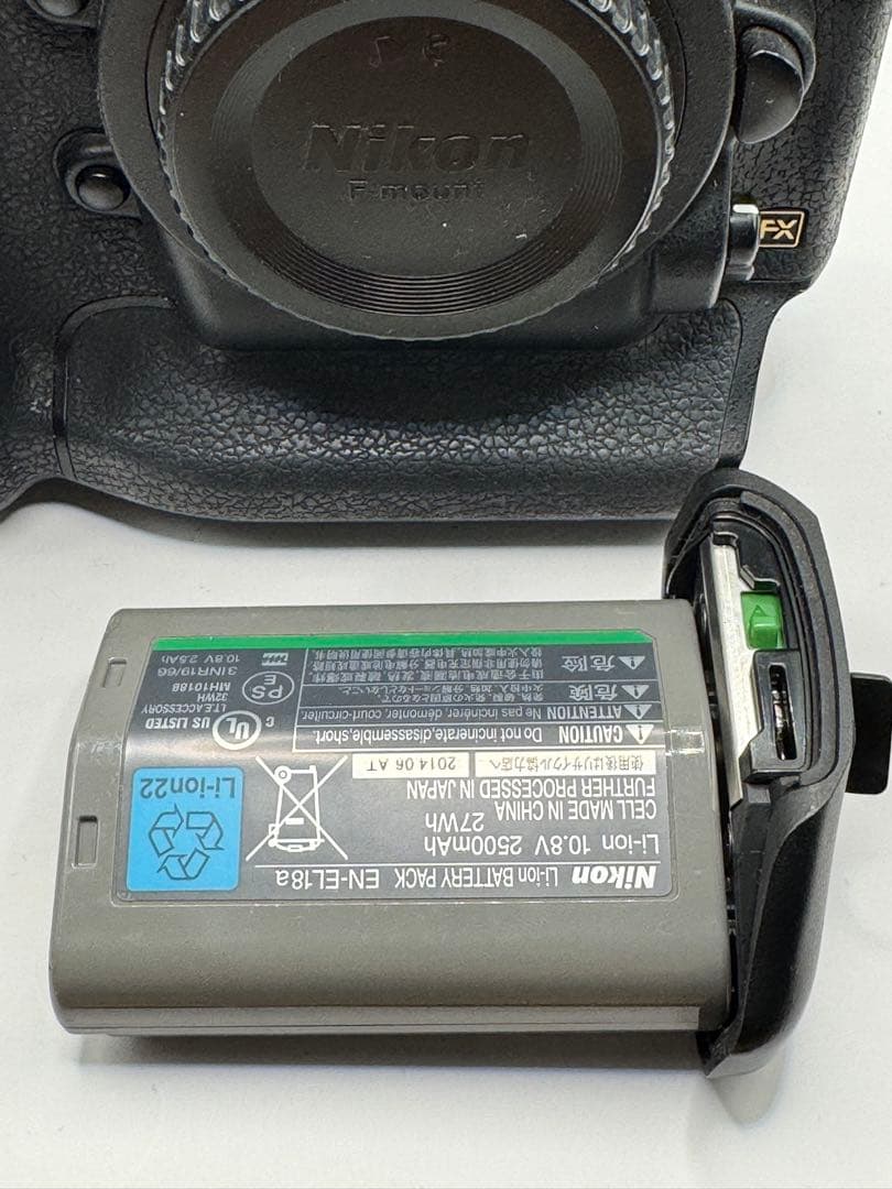 d*g様 Nikon D4s – 全体的に良好（シャッター回数 99,454回）