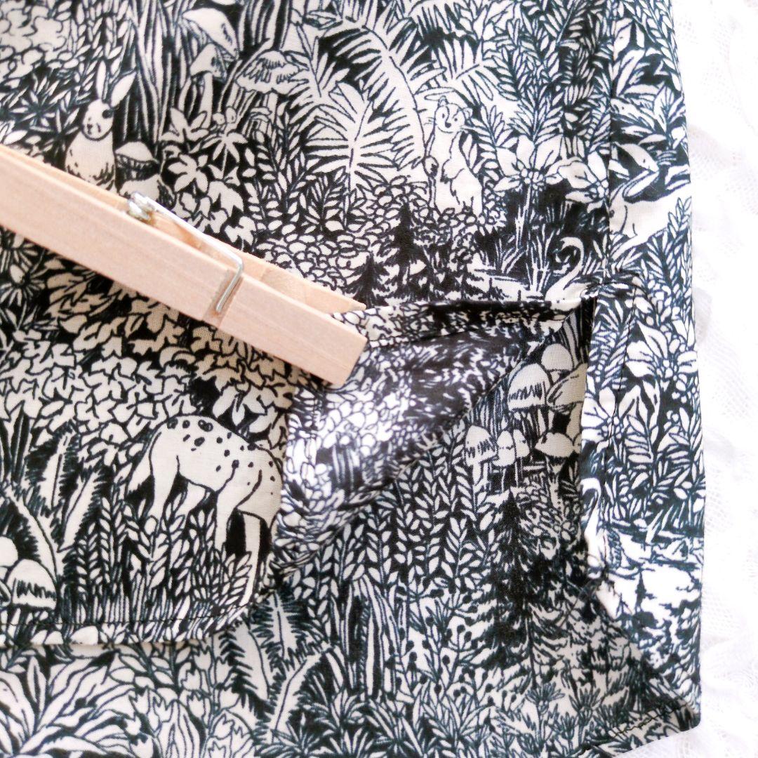 【美品】j.sloane　チビ襟ブラウス　アニマルフォレスト　総柄