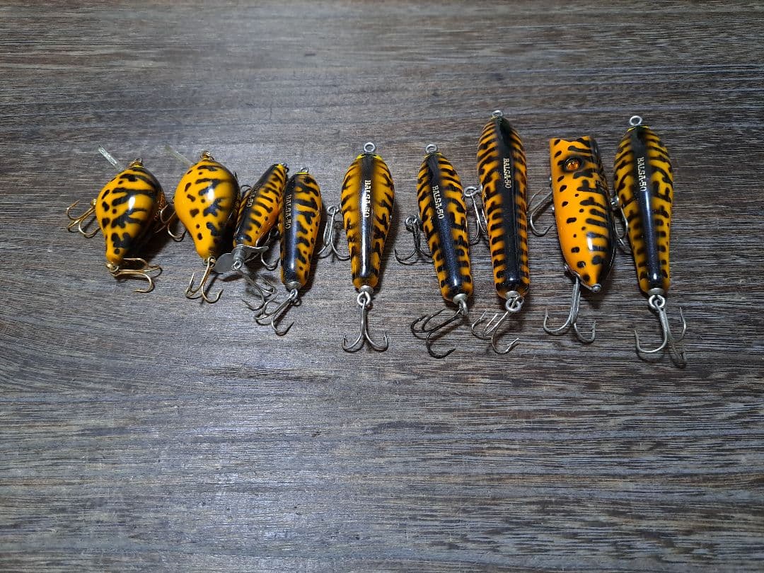 実釣未使用　美品　バルサ50　イエローコーチドッグ　9個セット