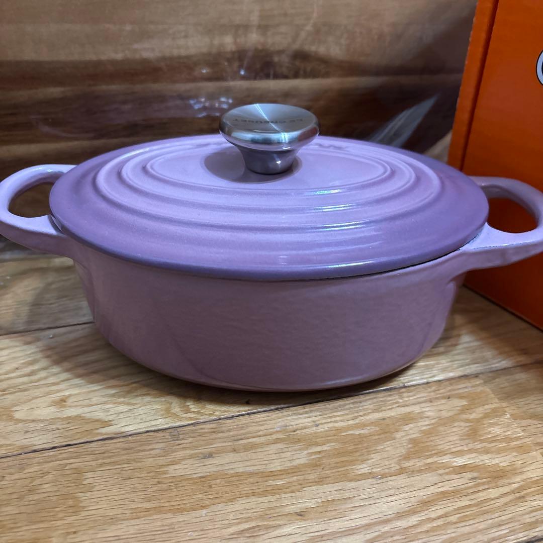 ルクルーゼ　オーバル鍋　モーヴピンク　17cm