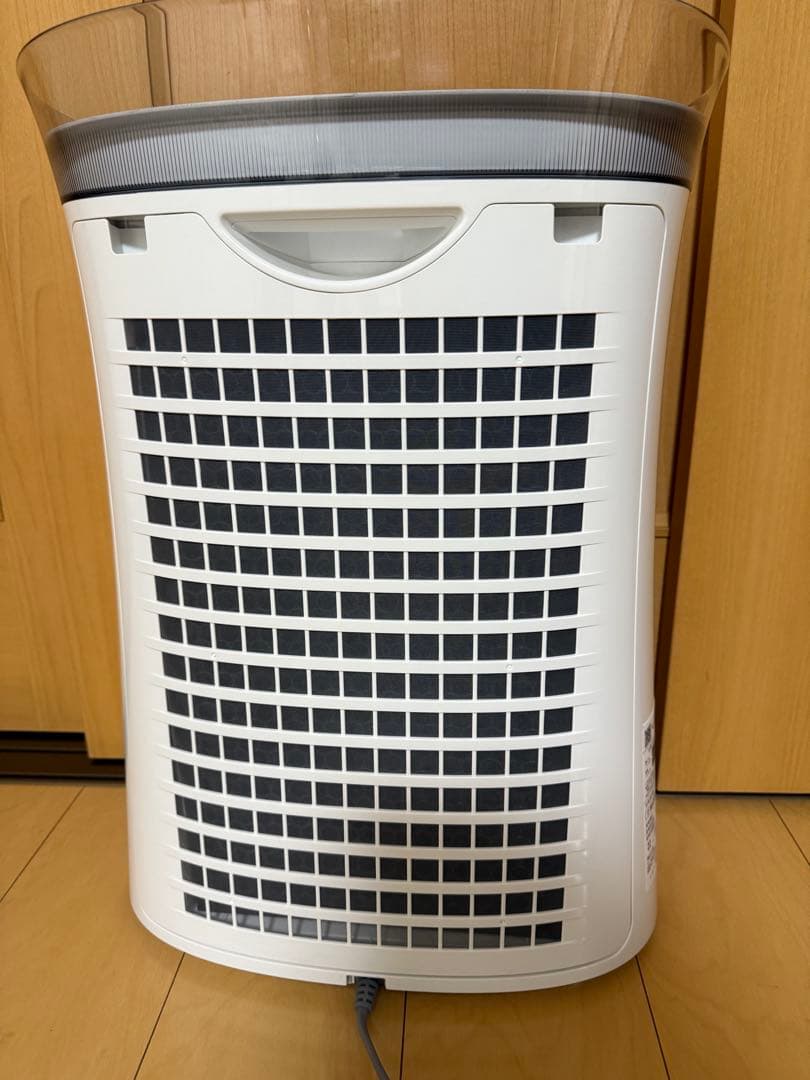 SHARP 空気清浄機 スリム　プラズマクラスター7000 FU-P50-W