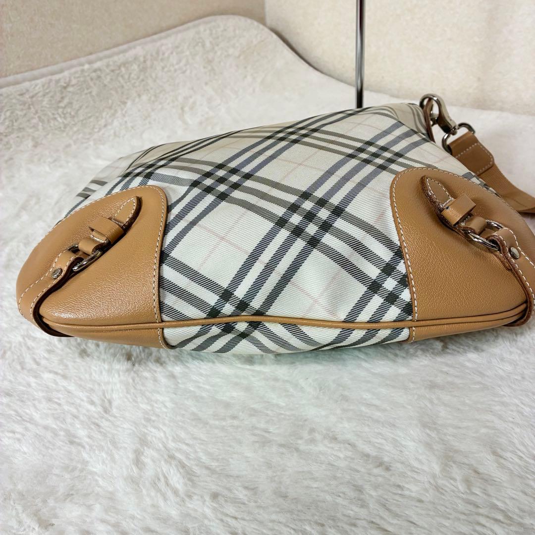 バーバリーブルーレーベル ショルダーバッグ ノバチェック アイボリー系