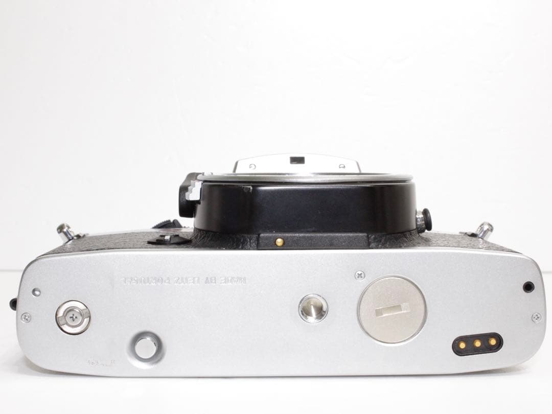 【超極上品】LEICA R4 底カバー付き