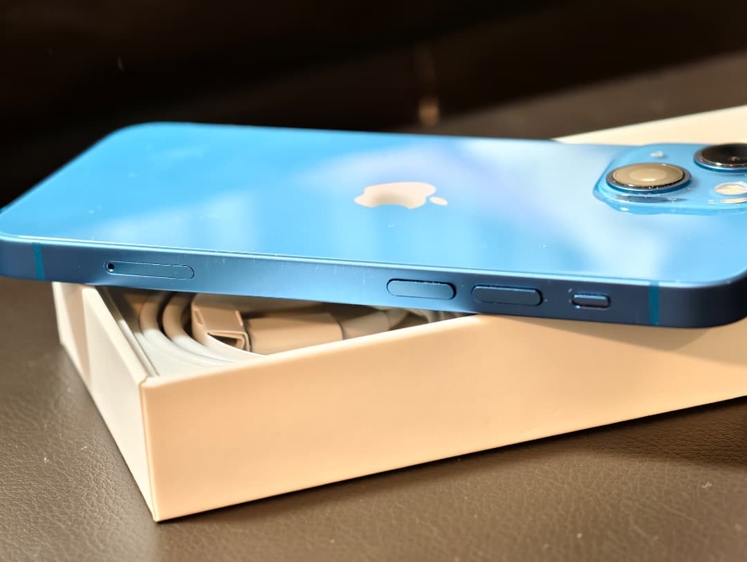 iPhone 13 mini ブルー 256GB simフリー