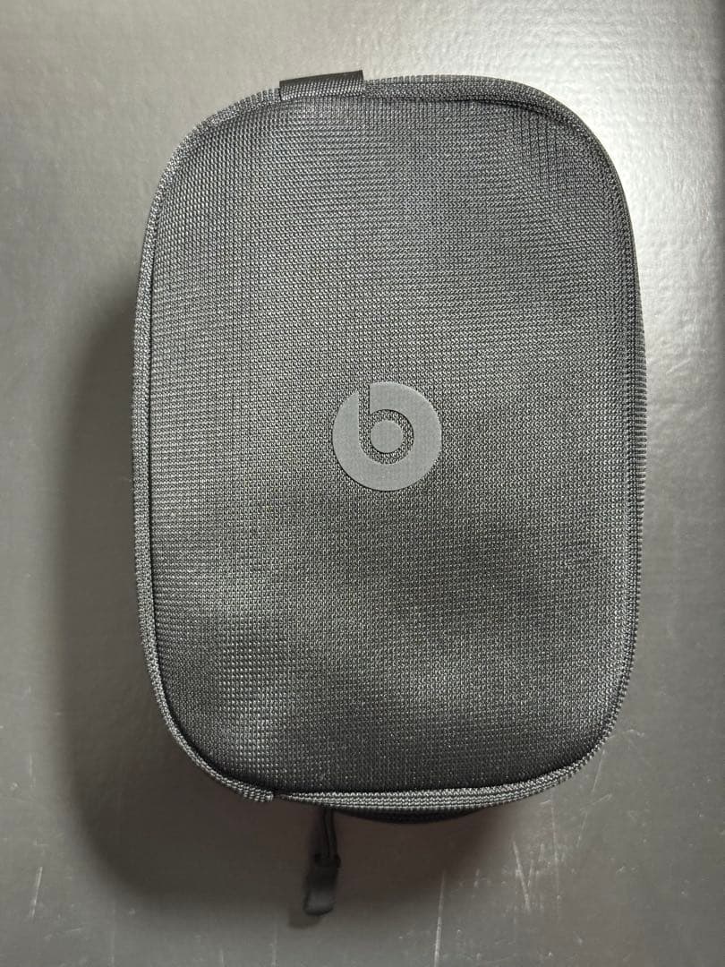 Beats studio pro ブラック 【ケース、ケーブル2本込】