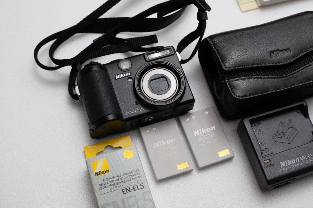 Nikon COOLPIX P5100 美品