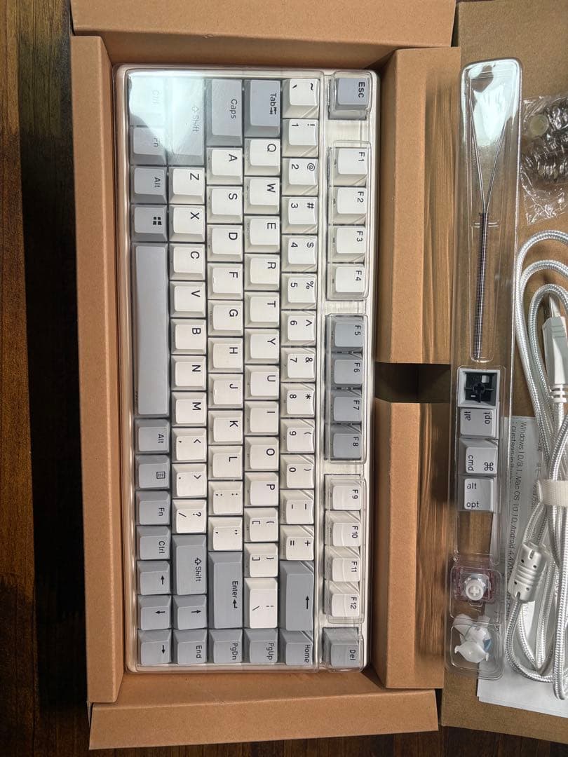 NiZ micro82-1M 静電容量無接点方式35g 英語配列