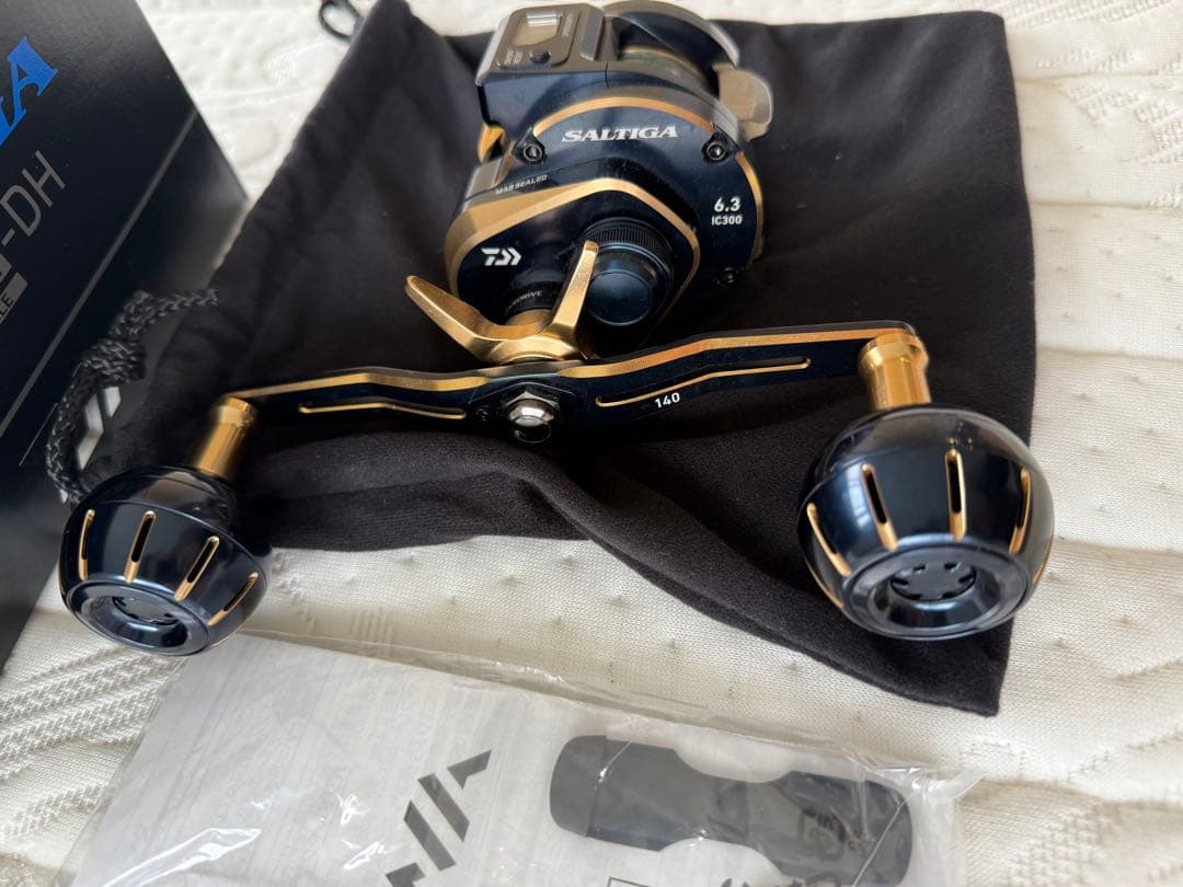 【美品】　SALTIGA IC-300L-DH ベイトリール　ソルティガ
