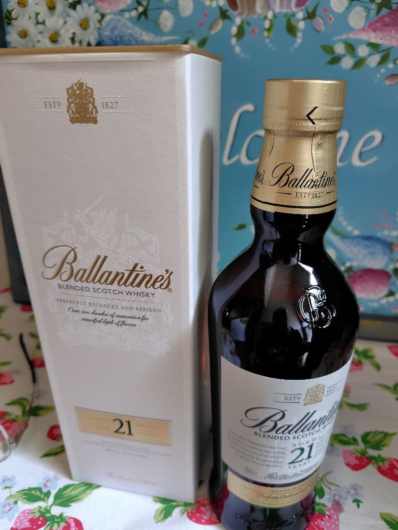 バランタイン　21年 　スコッチ　ウイスキー　正規品 未開封品