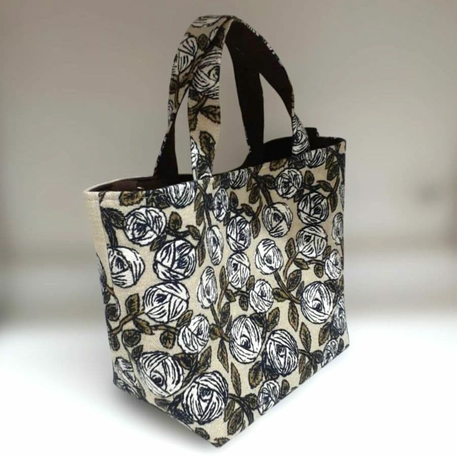 ミナペルホネン　 rosy beige マチが大きめトートバッグ