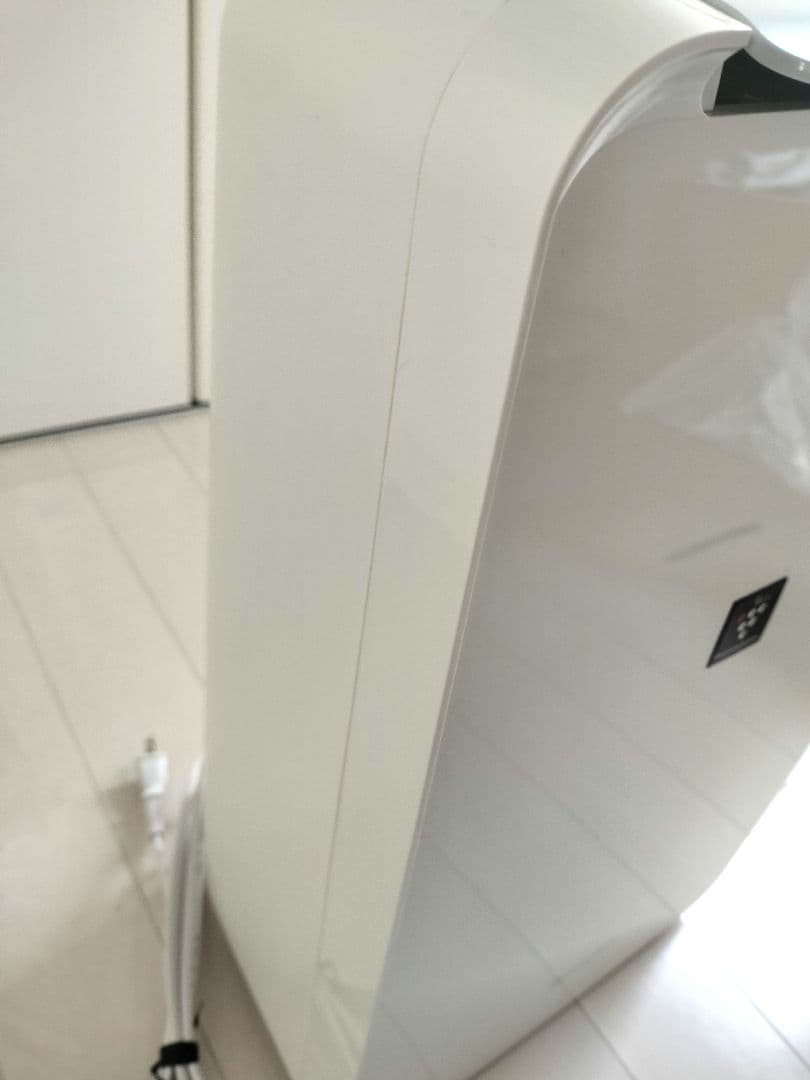 SHARP プラズマクラスター 衣類乾燥除湿器 CV-J71-W 2020年
