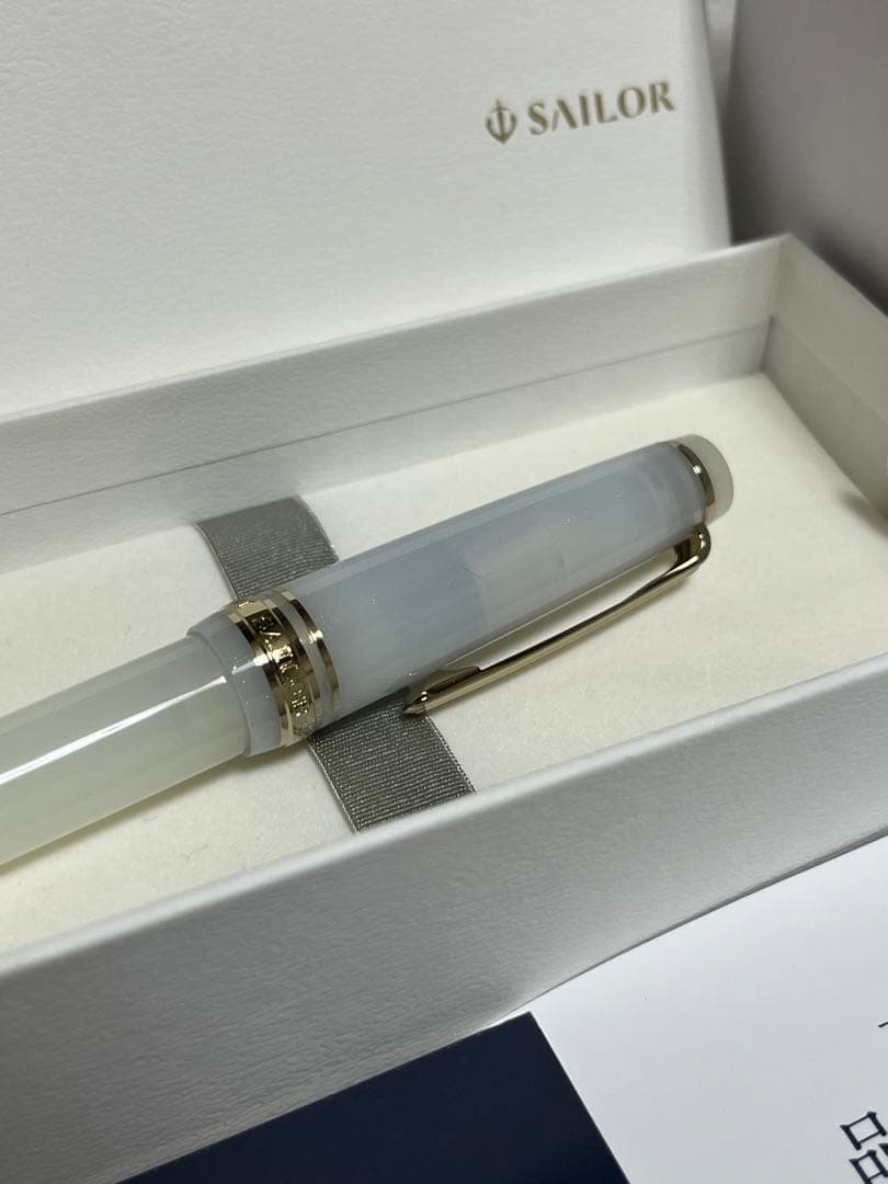 ☆限定品 新品 未使用 セーラー万年筆 URARAうらら ニブF 細字☆